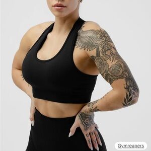 Gymreapers Black Sports Bra - size medium